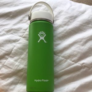 green hydro flask!